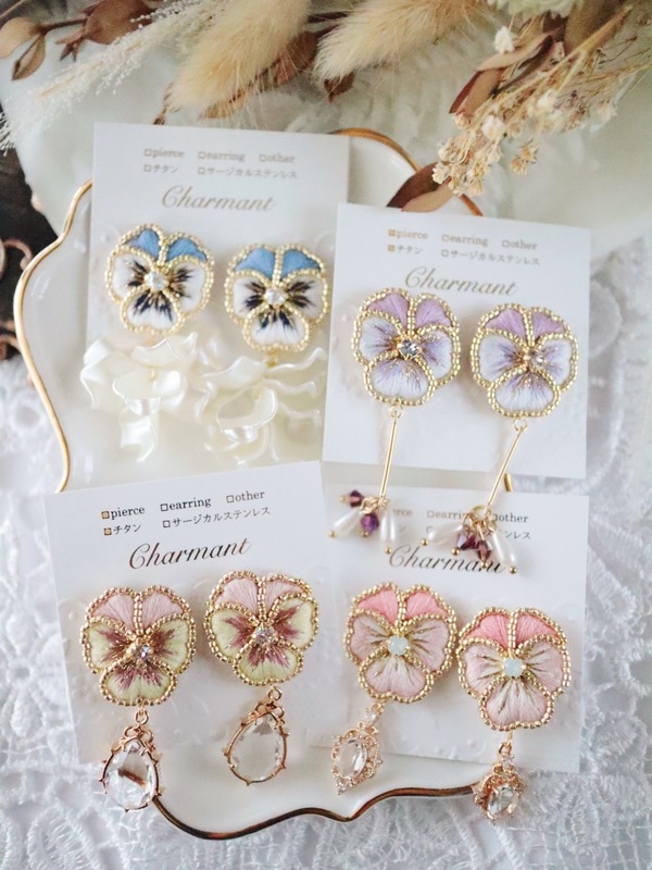 sampleページハンドメイド大きめ白いフリルつけ襟大人用