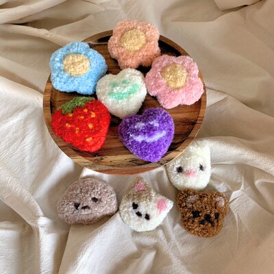 見本⑤ チョコミント わんこのシャカシャカクッキ キーホルダー 